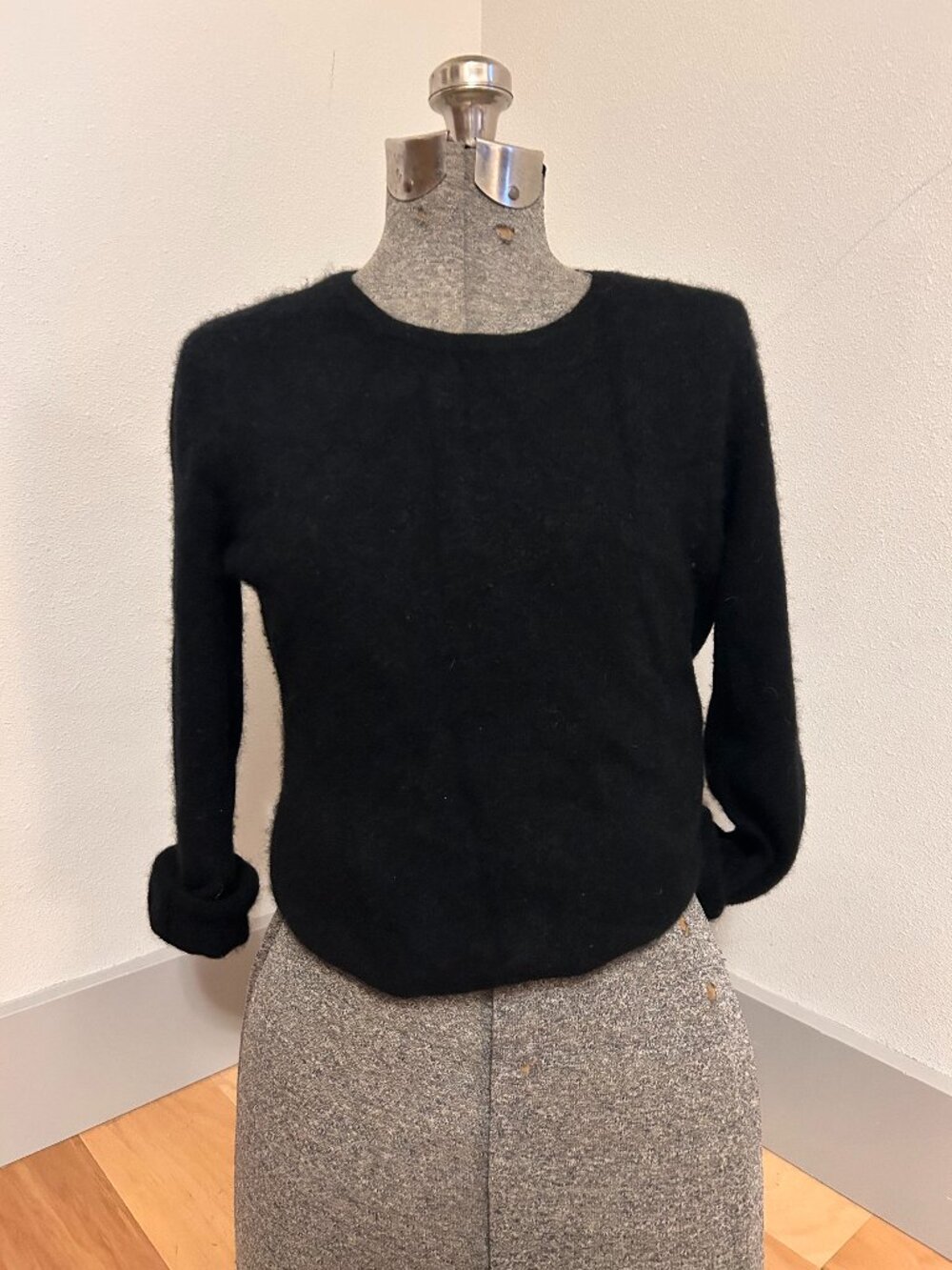 Charter Club 100% cashmere sweater, size M